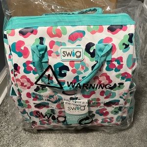 Swig backpack cooler NEW in box